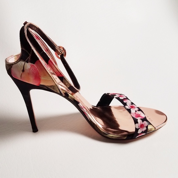 Ted Baker London Heeled Ankle Strap Sandals - Picture 7 of 8